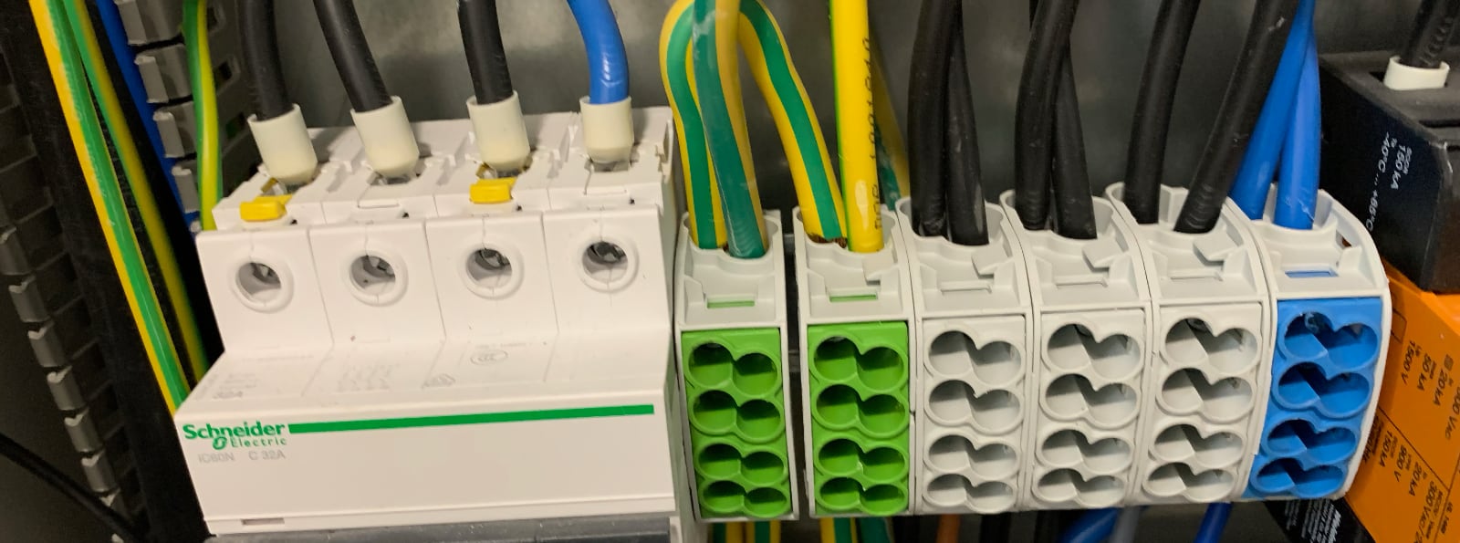 Upgrading an old distribution box